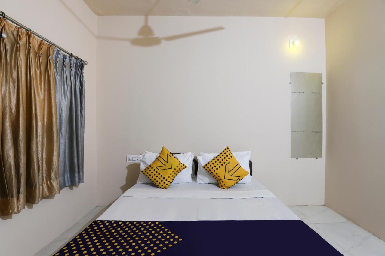 Spot On 64818 Hotel Minal Jamnagar Exterior photo